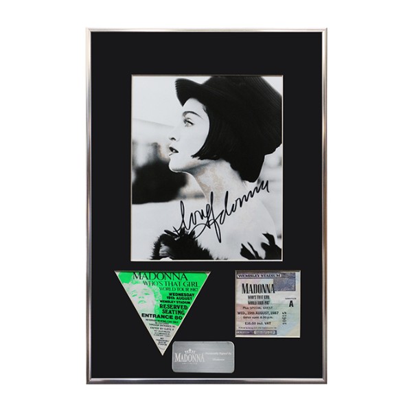 Poster-Frame-กรอบรูป-กรอบโปสเตอร์-กรอบโฆษณา-Picture-Frame-Custom-Framing